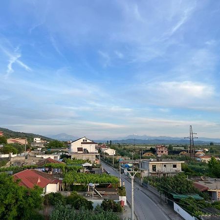 Vila Kasemi Fier Exterior foto